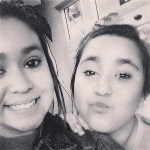 Meet your Posher, Karina